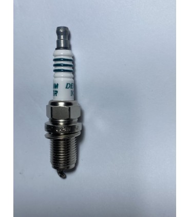 شمع سوزنی پایه کوتاه NGK 7092